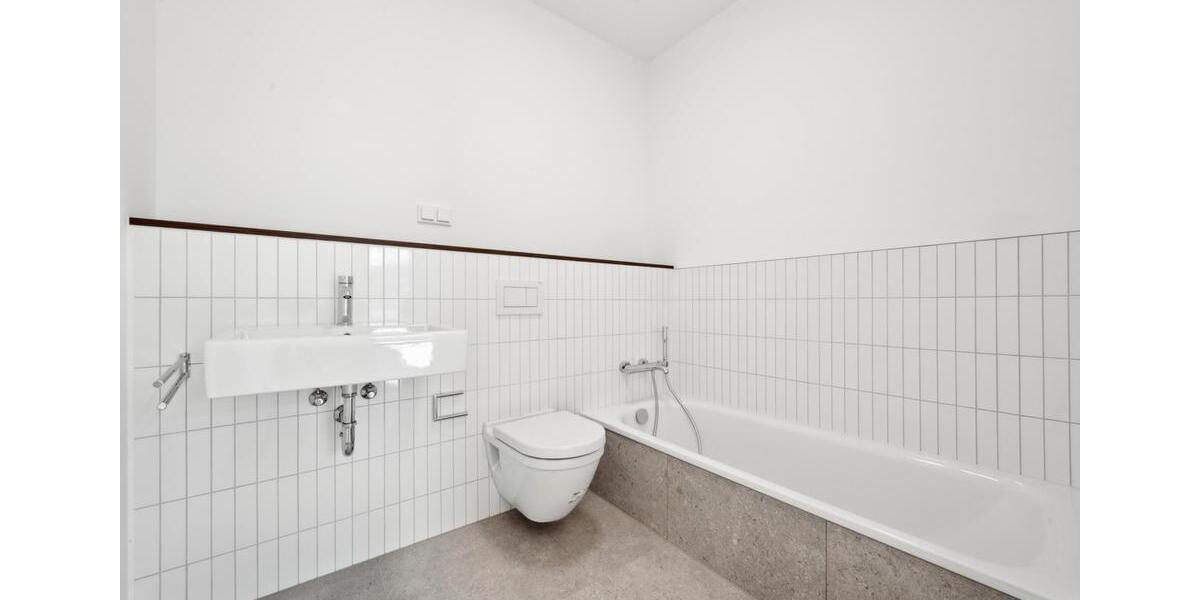 Erdgeschoßwohnung Düsseldorf Stadtbezirk 5 - 5 Zimmer, 150 m&sup2;, 2.990&euro; | Angebot:23713772