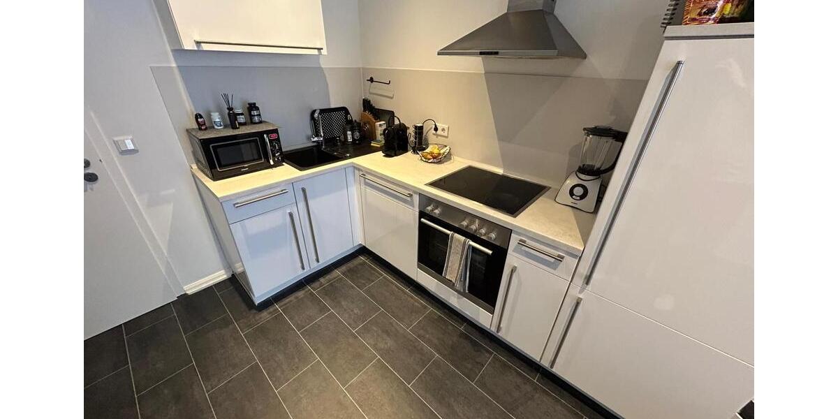 Etagenwohnung Düsseldorf Stadtbezirk 3 - 1 Zimmer, 60 m&sup2;, 1.450&euro; | Angebot:25656487