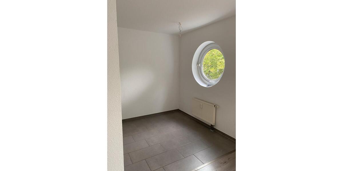 Etagenwohnung Erkrath - 2 Zimmer, 65 m&sup2;, 740&euro; | Angebot:25297500