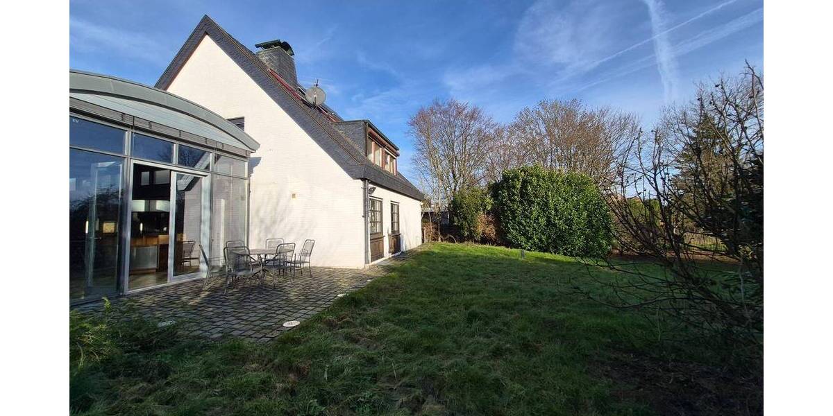 Einfamilienhaus Korschenbroich - 8 Zimmer, 243 m&sup2;, 2.865&euro; | Angebot:25927074