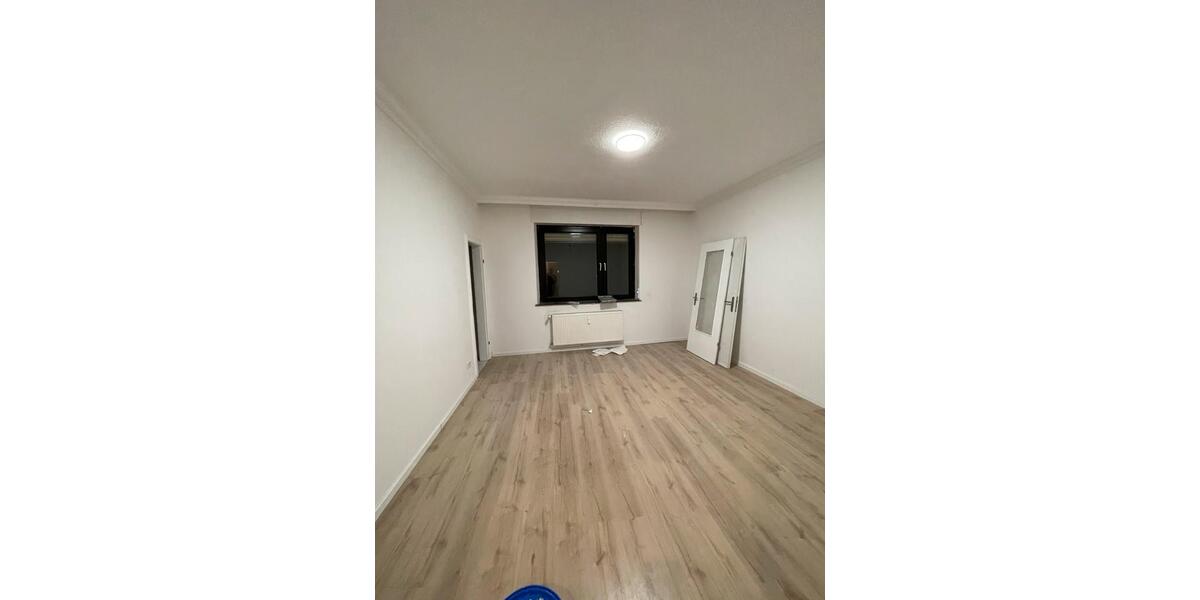 Etagenwohnung Mönchengladbach Süd - 3 Zimmer, 87 m&sup2;, 1.450&euro; | Angebot:25858770