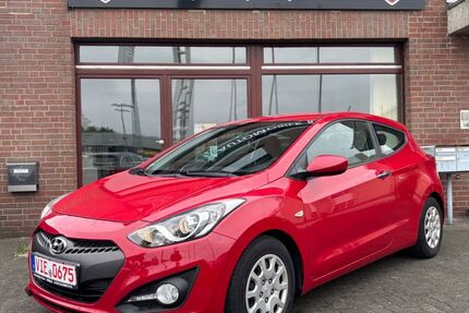 Hyundai i30 96.000 km 6.500 &euro; Willich 47877