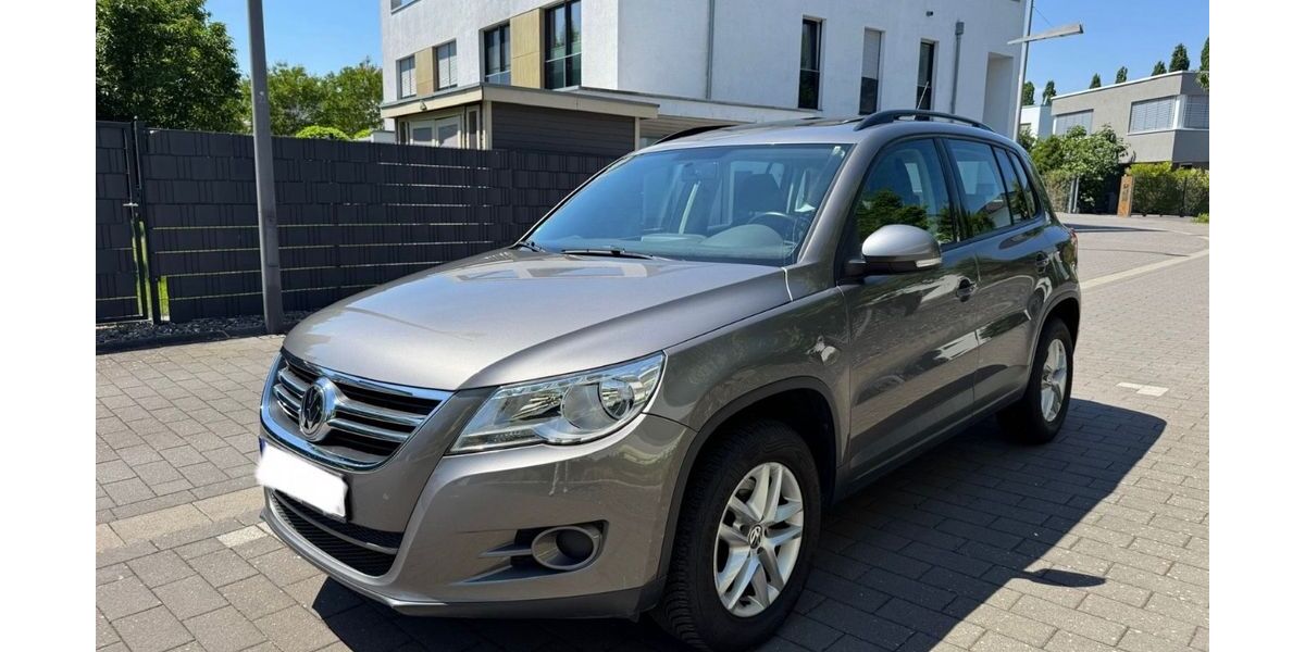 VW Tiguan 127.000 km 9.600 &euro; Mönchengladbach 41189