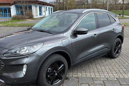 Ford Kuga 68.700 km 19.600 &euro; Kaarst 41564