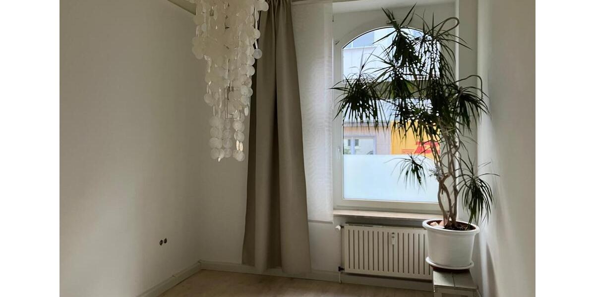 Erdgeschoßwohnung Düsseldorf Stadtbezirk 9 - 1.5 Zimmer, 30 m&sup2;, 750&euro; | Angebot:24774244