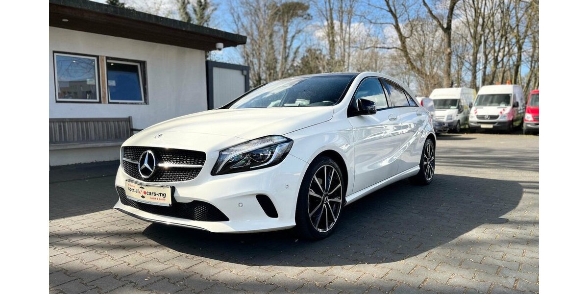 Mercedes-Benz A 220 CDI / AMG / Pano / Kamera / Navi / Euro6 195.000 km 16.390 &euro; Mönchengladbach 41066