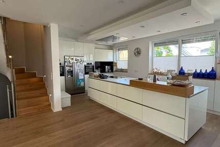 Haus Jüchen - 5 Zimmer, 184 m&sup2;, 690.000&euro; | Angebot:27673247