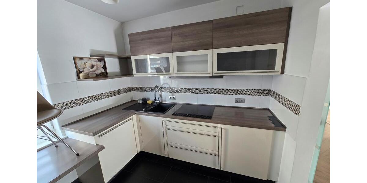 Etagenwohnung Krefeld Dießem - 4 Zimmer, 84 m&sup2;, 1.100&euro; | Angebot:27625920