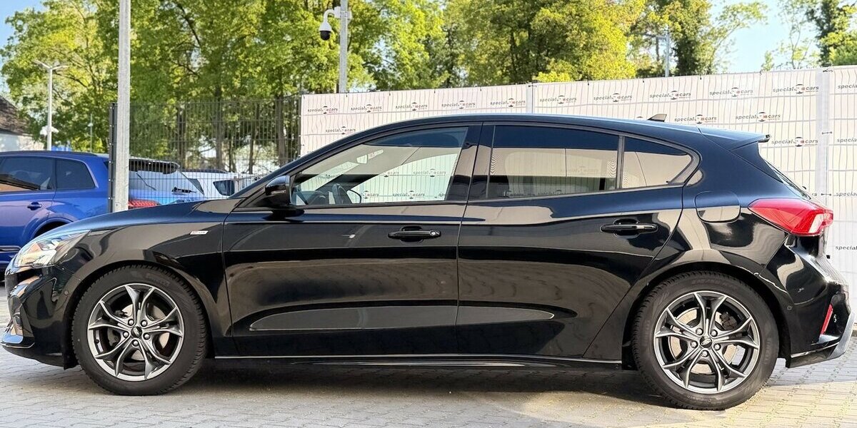 Ford Focus ST-Line / Keyless / Kamera / Carplay 68.000 km 16.990 &euro; Mönchengladbach 41066