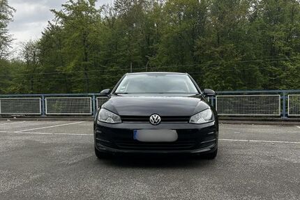 VW Golf 96.000 km 7.799 &euro; Heiligenhaus 42579