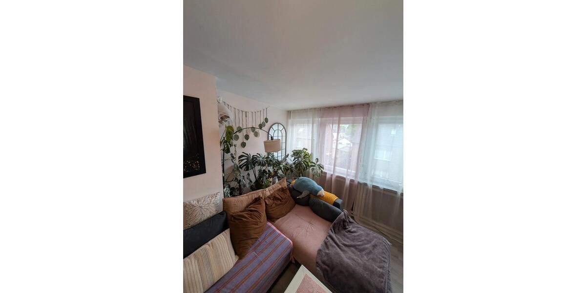 Dachgeschoßwohnung Grevenbroich - 2 Zimmer, 44 m&sup2;, 470&euro; | Angebot:26652866