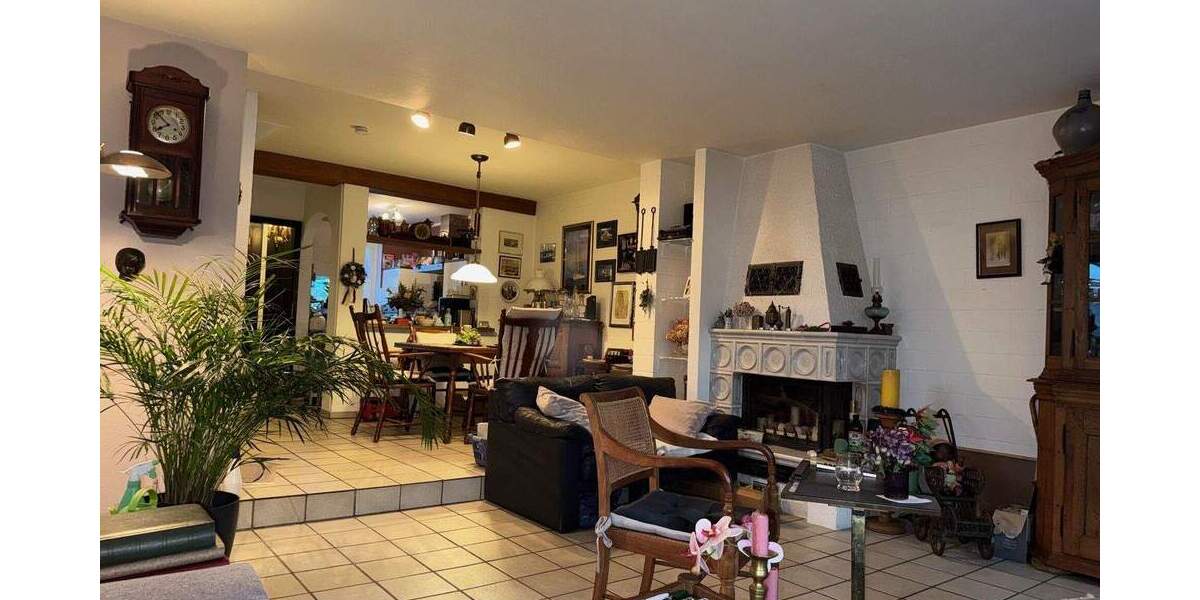 Doppelhaushälfte Krefeld Inrath/Kliedbruch - 4 Zimmer, 126 m&sup2;, 378.000&euro; | Angebot:25697195