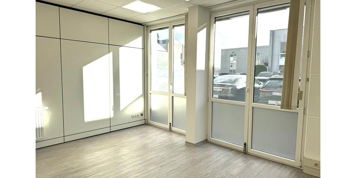 Gewerbeobjekt Willich - 2.460&euro; | Angebot:24769844