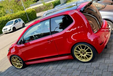 VW up! 76.000 km 13.800 &euro; Bedburg 50181
