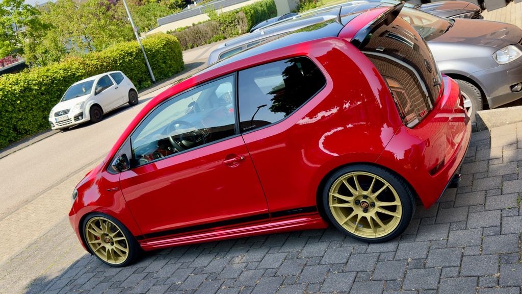 VW up! 76.000 km 13.800 &euro; Bedburg 50181
