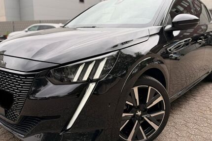 Peugeot 208 60.000 km 14.900 &euro; Düsseldorf 40233