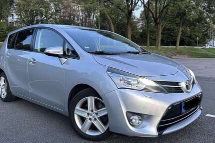 Toyota Verso 192.000 km 7.700 &euro; Mülheim an der Ruhr, Stadt 45473