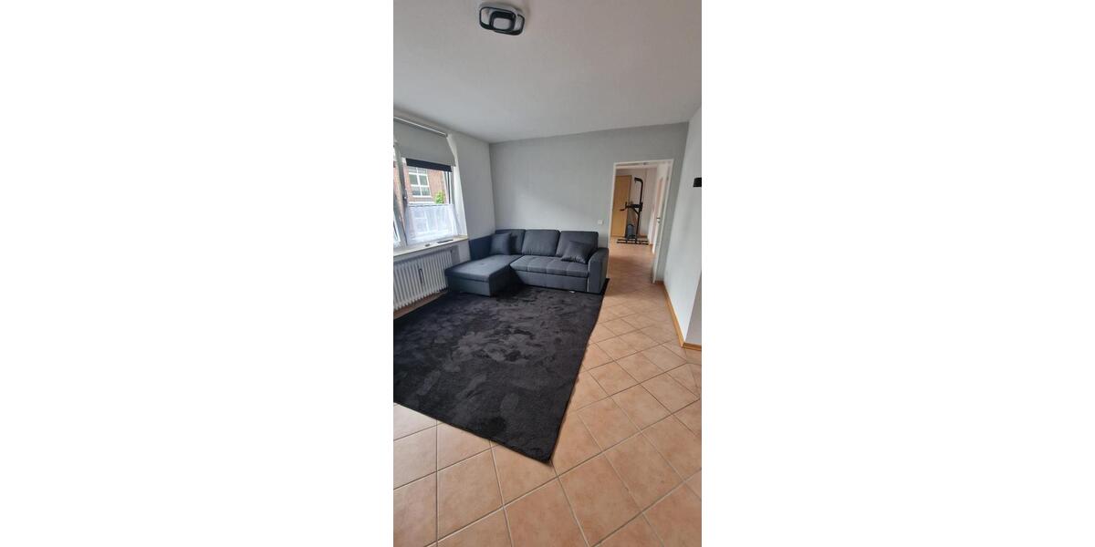 Etagenwohnung Krefeld Hüls - 2 Zimmer, 62 m&sup2;, 500&euro; | Angebot:26648935