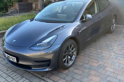 Tesla Model 3 49.800 km 26.999 &euro; Viersen 41749