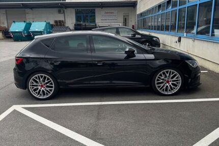 Seat Leon 179.748 km 12.900 &euro; Heiligenhaus 42579