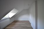 Dachgeschoßwohnung Krefeld Benrad - 3 Zimmer, 66 m&sup2;, 755&euro; | Angebot:24714331