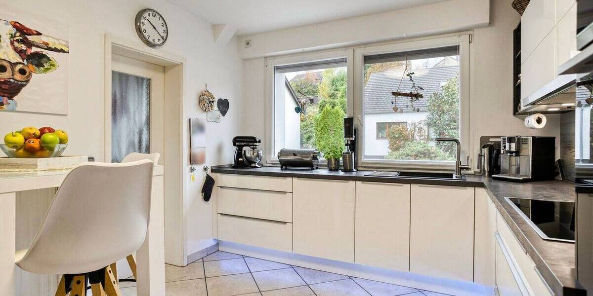 Reihenendhaus Mülheim an der Ruhr Mitte-Ost - 7 Zimmer, 184 m&sup2;, 559.000&euro; | Angebot:25799172