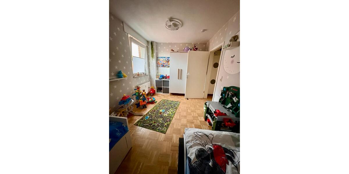 Dachgeschoßwohnung Neukirchen-Vluyn Vluyn - 4 Zimmer, 101 m&sup2;, 269.000&euro; | Angebot:27499796