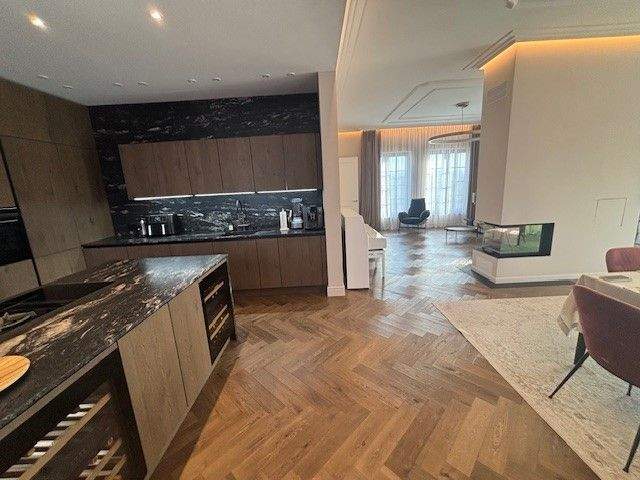 Einfamilienhaus Mönchengladbach Genhodder - 7 Zimmer, 271 m&sup2;, 2.200.000&euro; | Angebot:25837675