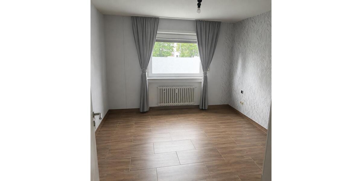 Erdgeschoßwohnung Mönchengladbach Nord - 4 Zimmer, 89 m&sup2;, 249.000&euro; | Angebot:26579277