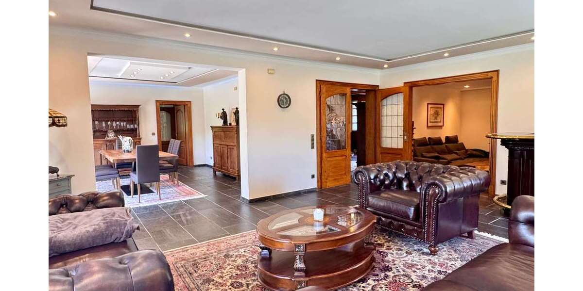 Einfamilienhaus Mönchengladbach Süd - 6 Zimmer, 301 m&sup2;, 1.590.000&euro; | Angebot:23384507