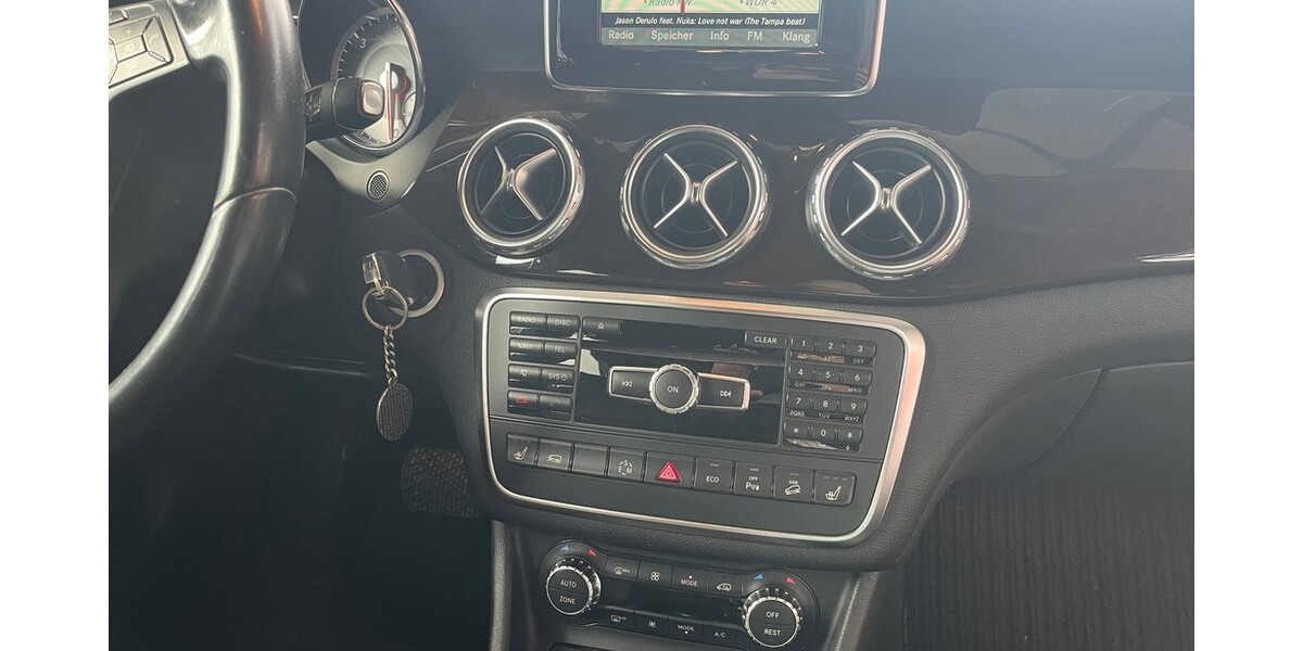 Mercedes-Benz GLA-Klasse 139.000 km 14.999 &euro; Krefeld 47798