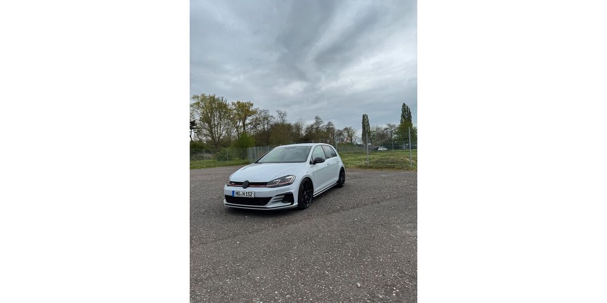 VW Golf 117.460 km 20.999 &euro; Mönchengladbach 41065
