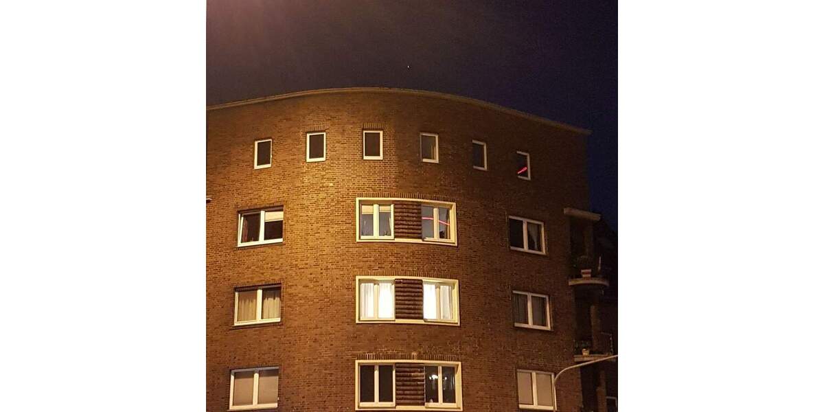 Etagenwohnung Düsseldorf Rath - 3 Zimmer, 92 m&sup2;, 1.250&euro; | Angebot:25774715