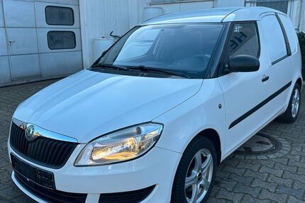 Skoda Praktik 148.000 km 3.900 &euro; Ratingen 40883