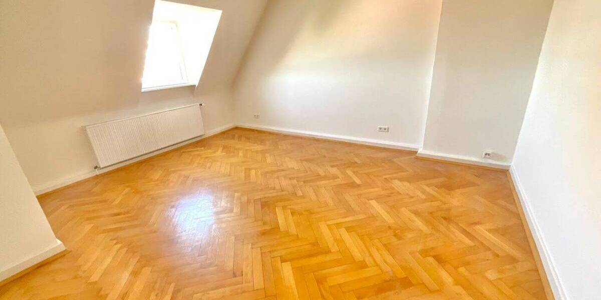 Etagenwohnung Krefeld Stadtmitte - 2 Zimmer, 58 m&sup2;, 499&euro; | Angebot:26692603