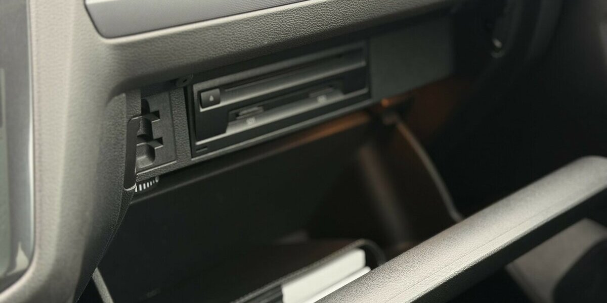 VW Tiguan Allspace R- line/ 4Motion/ 240PS/ PANO 99.000 km 31.900 &euro; Mönchengladbach 41066