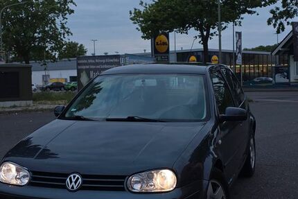 VW Golf 283.447 km 1.350 &euro; Wegberg 41844