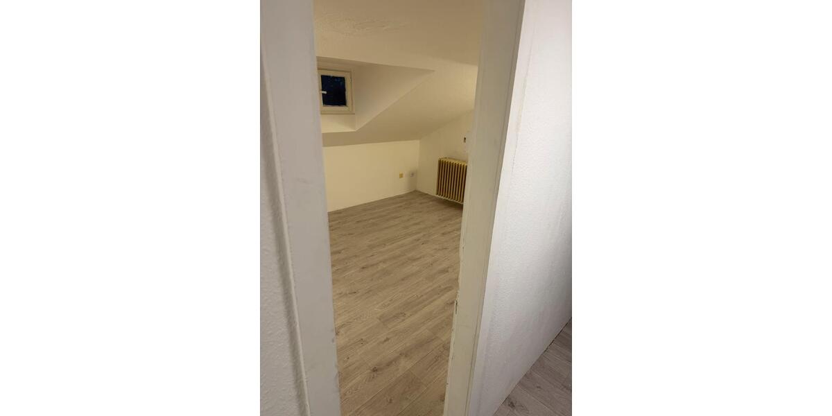 Dachgeschoßwohnung Meerbusch Necklenbroich - 2 Zimmer, 40 m&sup2;, 620&euro; | Angebot:25784063