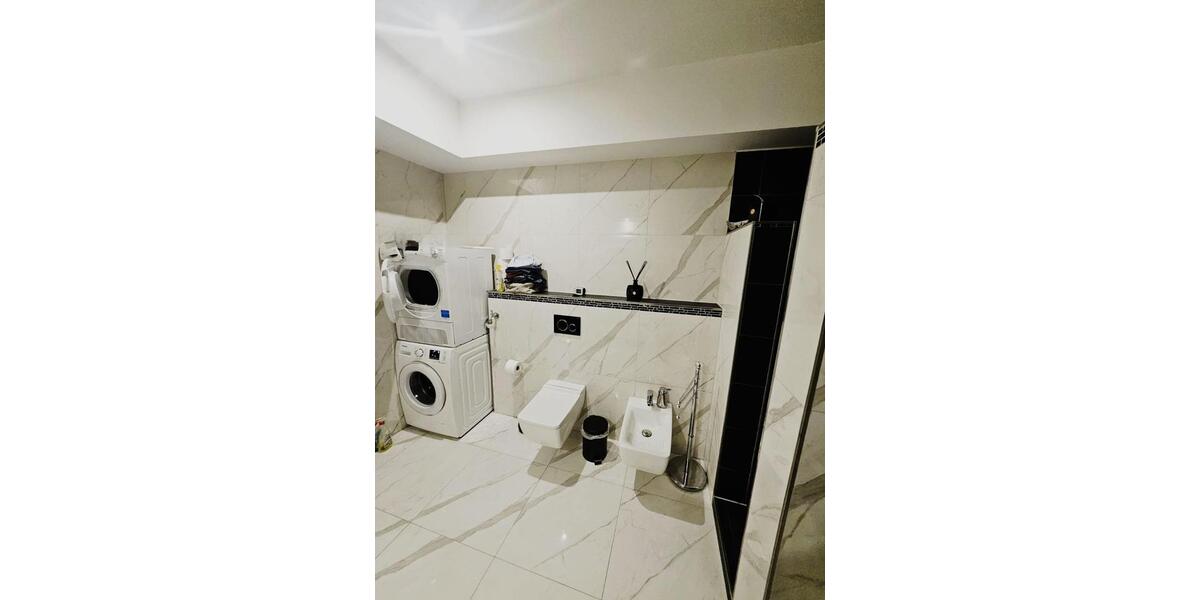 Etagenwohnung Mönchengladbach Süd - 2 Zimmer, 132 m&sup2;, 199.000&euro; | Angebot:25043820