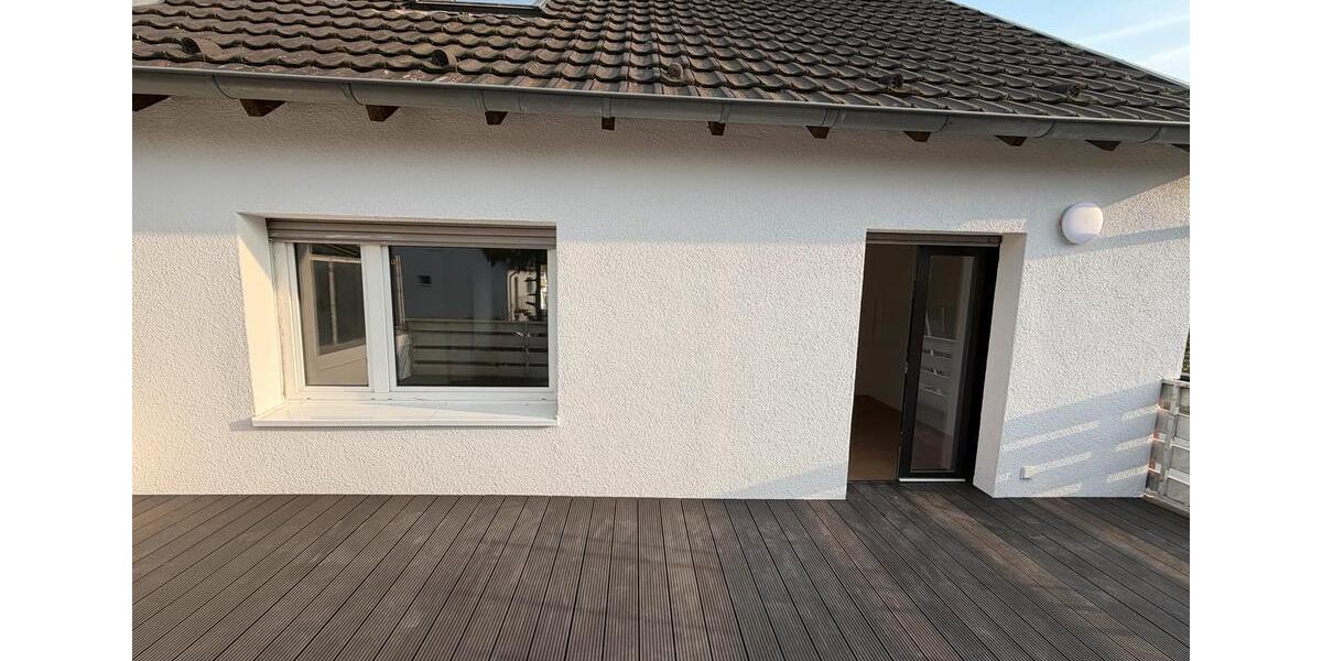 Maisonettenwohnung Mönchengladbach Süd - 3.5 Zimmer, 90 m&sup2;, 1.200&euro; | Angebot:25810547