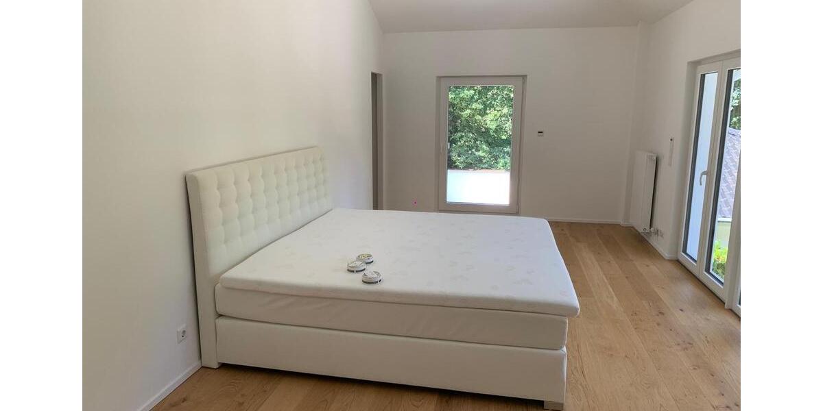 Villa Mönchengladbach Nord - 6 Zimmer, 340 m&sup2;, 7.000&euro; | Angebot:24381556