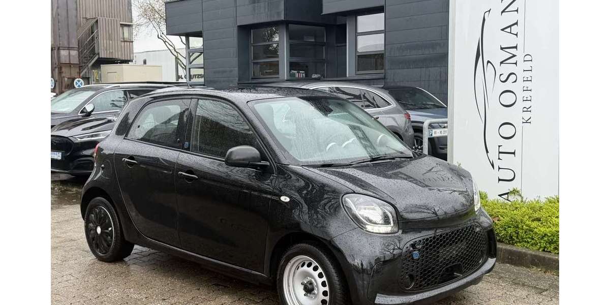 Smart forFour 38.123 km 9.950 &euro; Krefeld 47805
