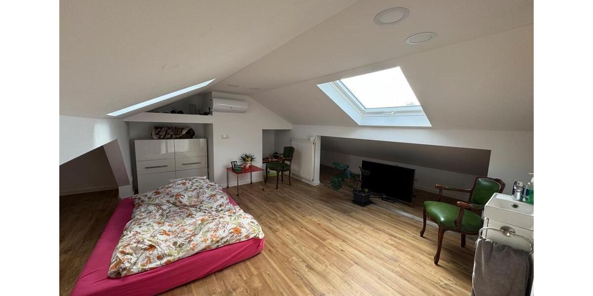 Einfamilienhaus Willich - 5 Zimmer, 4 m&sup2;, 2.800&euro; | Angebot:26645782