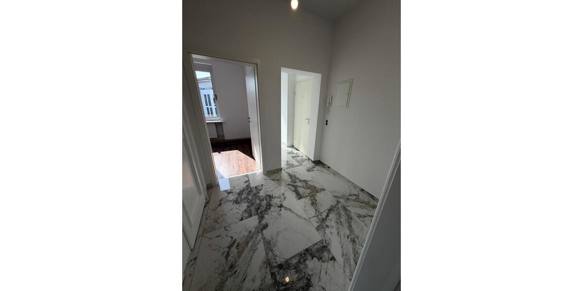 Dachgeschoßwohnung Düsseldorf Stadtbezirk 9 - 3 Zimmer, 130 m&sup2;, 2.450&euro; | Angebot:25792060