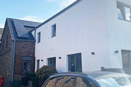 Haus Krefeld / Bockum Bockum - 6 Zimmer, 145 m&sup2;, 739.000&euro; | Angebot:26471285