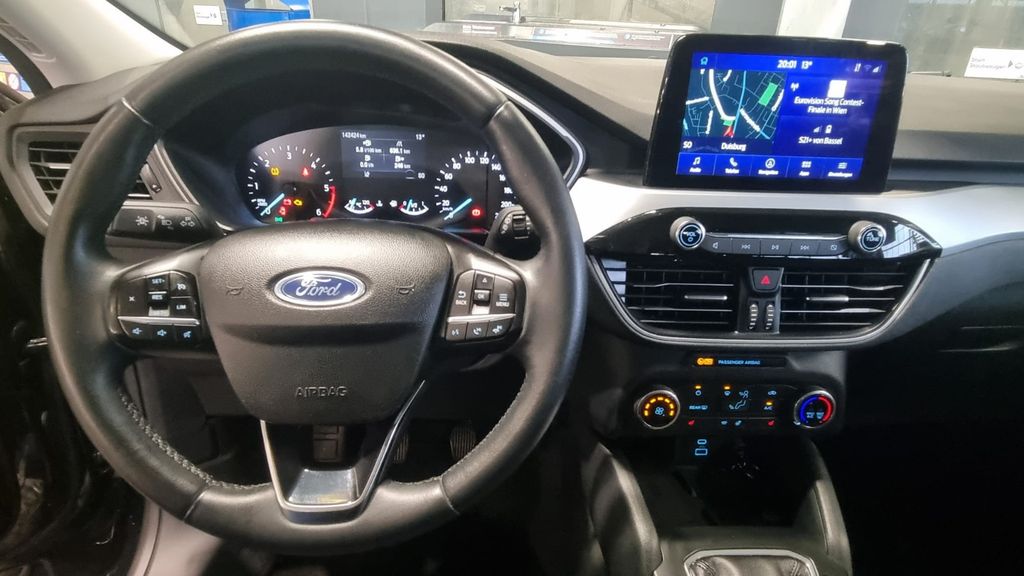 Ford Kuga 150.000 km 17.900 &euro; Willich 47877
