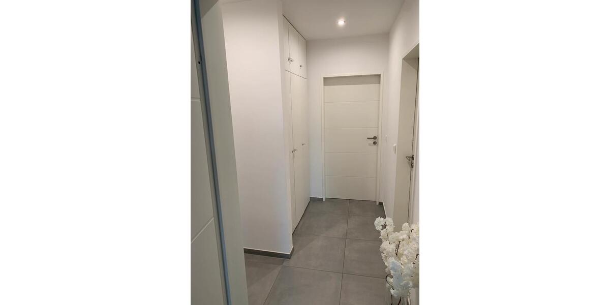 Dachgeschoßwohnung Mönchengladbach - 3 Zimmer, 83 m&sup2;, 265.000&euro; | Angebot:26730632