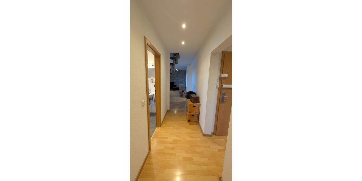 Dachgeschoßwohnung Viersen - 3.5 Zimmer, 106 m&sup2;, 1.060&euro; | Angebot:25874682