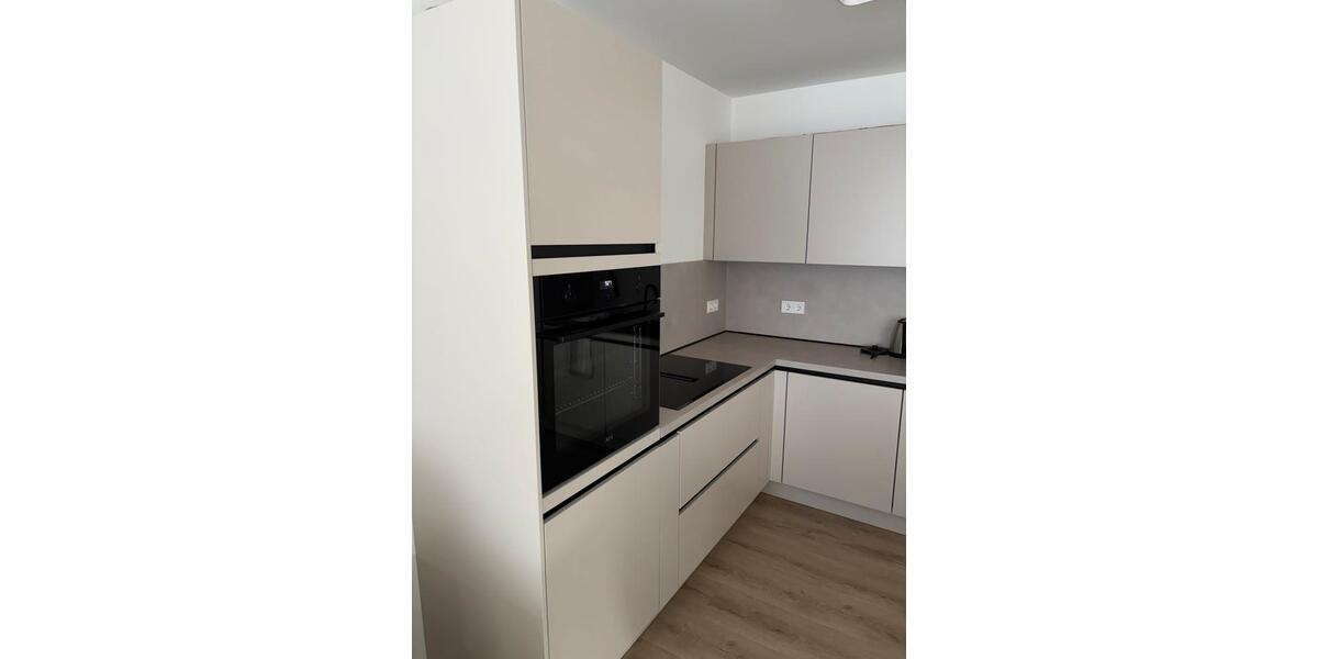 Etagenwohnung Wegberg - 3 Zimmer, 88 m&sup2;, 1.395&euro; | Angebot:25898937
