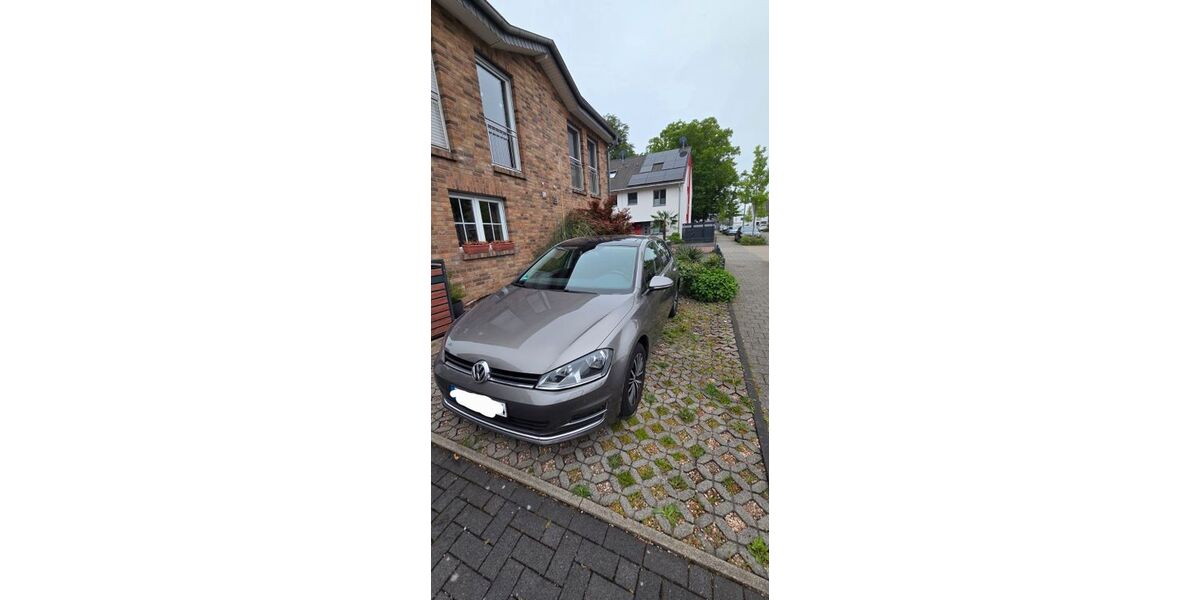 VW Golf 111.301 km 14.250 &euro; Duisburg 47249